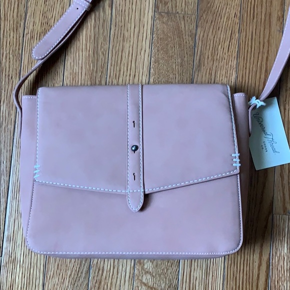 Universal Thread Purse - Picture 2 of 5